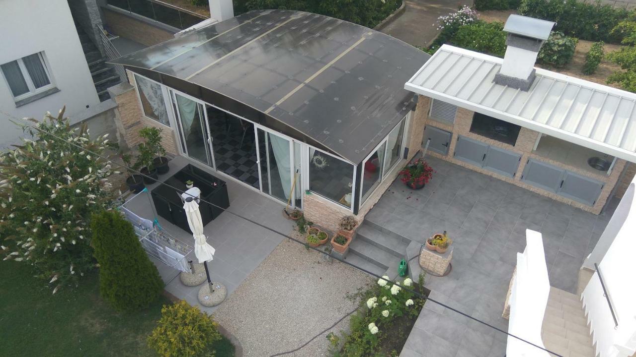 Apartments Lipic Vodice Exterior photo