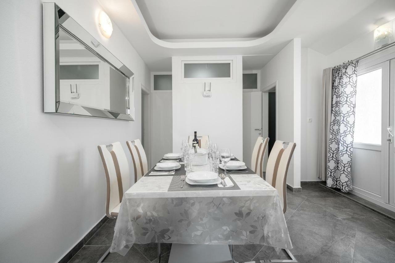 Apartments Lipic Vodice Exterior photo